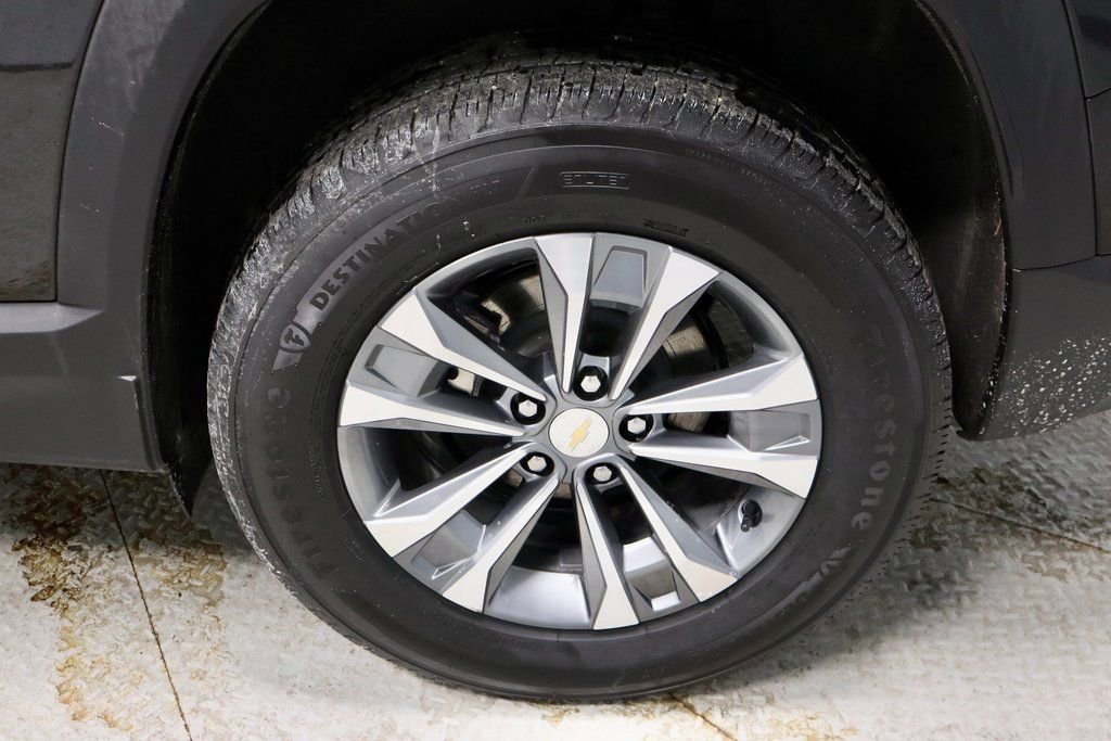 Used 2025 Chevrolet Equinox LT image 20