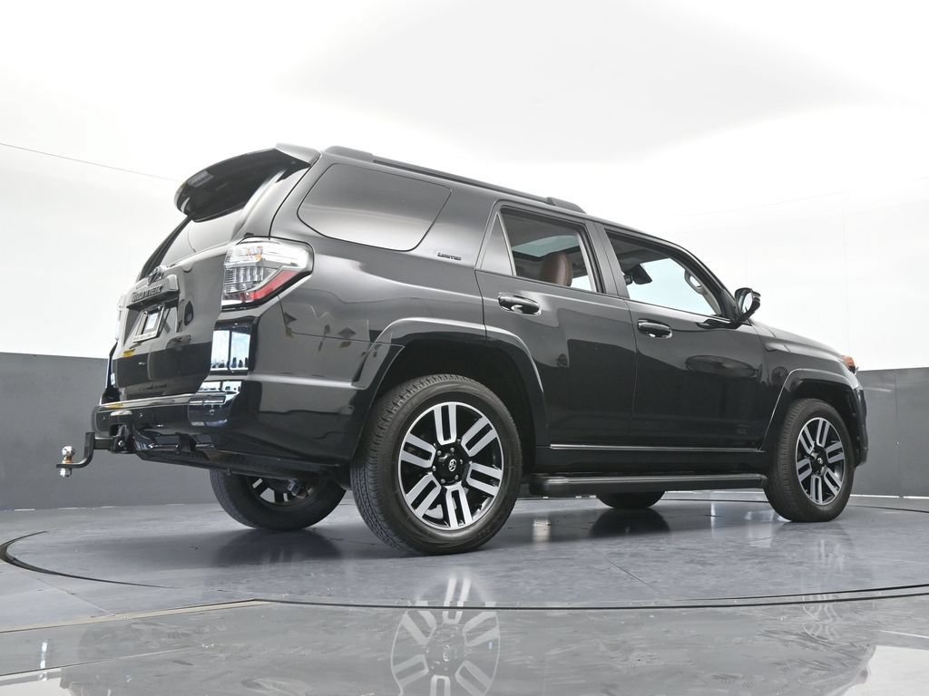 Used 2024 Toyota 4Runner Limited AWD/4WD image 61