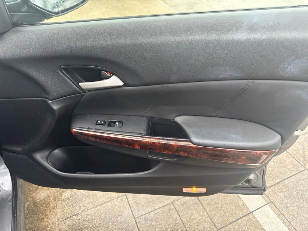Used 2010 Honda Crosstour EX-L image 10