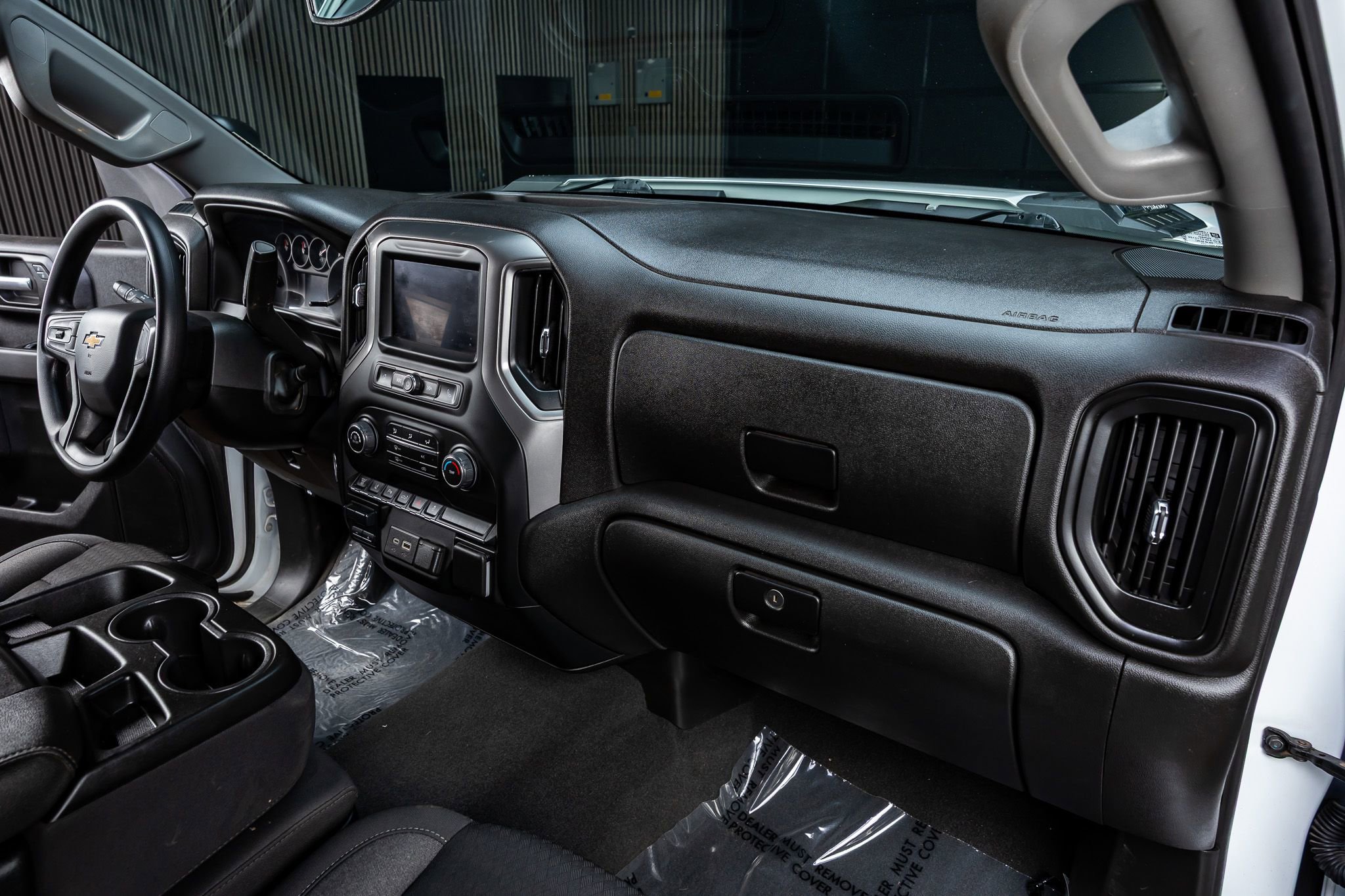 Used 2024 Chevrolet Silverado 2500 Custom w/ Custom Value Package AWD/4WD image 16