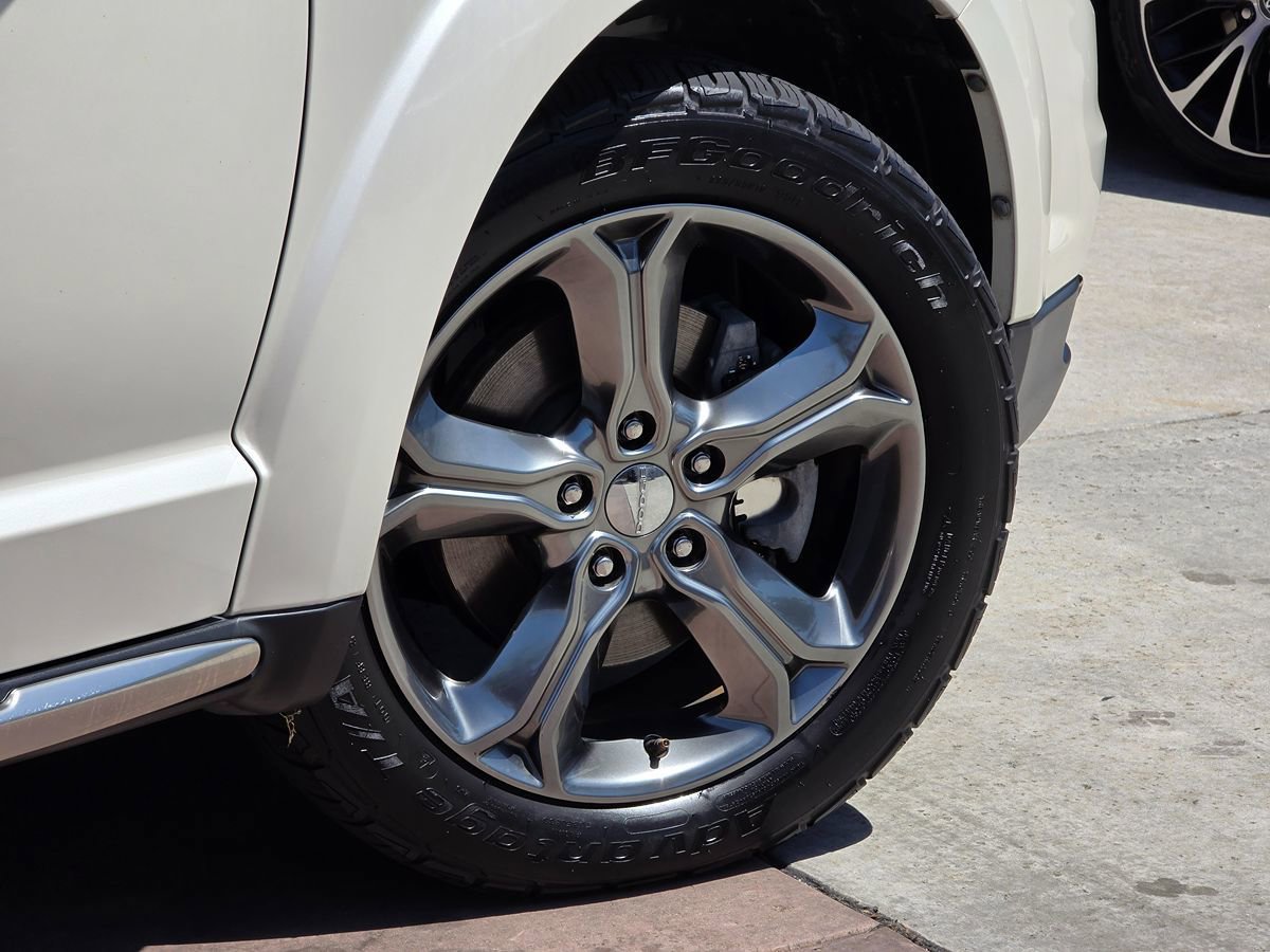 Used 2016 Dodge Journey Crossroad FWD image 13