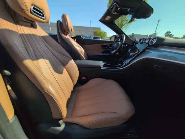 Used 2024 Mercedes-Benz CLE 450 4MATIC Cabriolet image 20