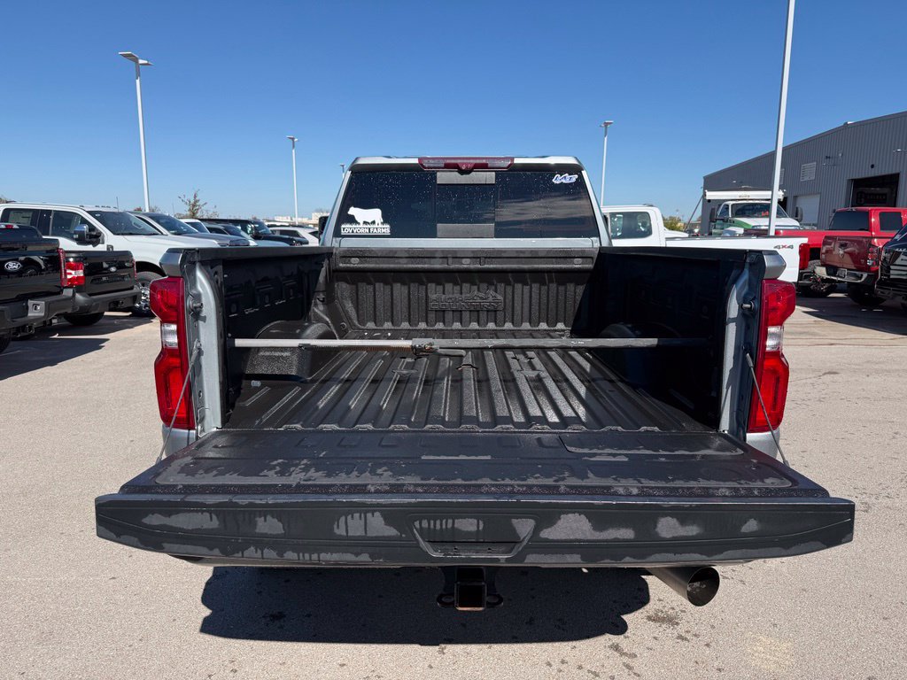 Used 2024 Chevrolet Silverado 2500 High Country w/ Technology Package AWD/4WD image 16