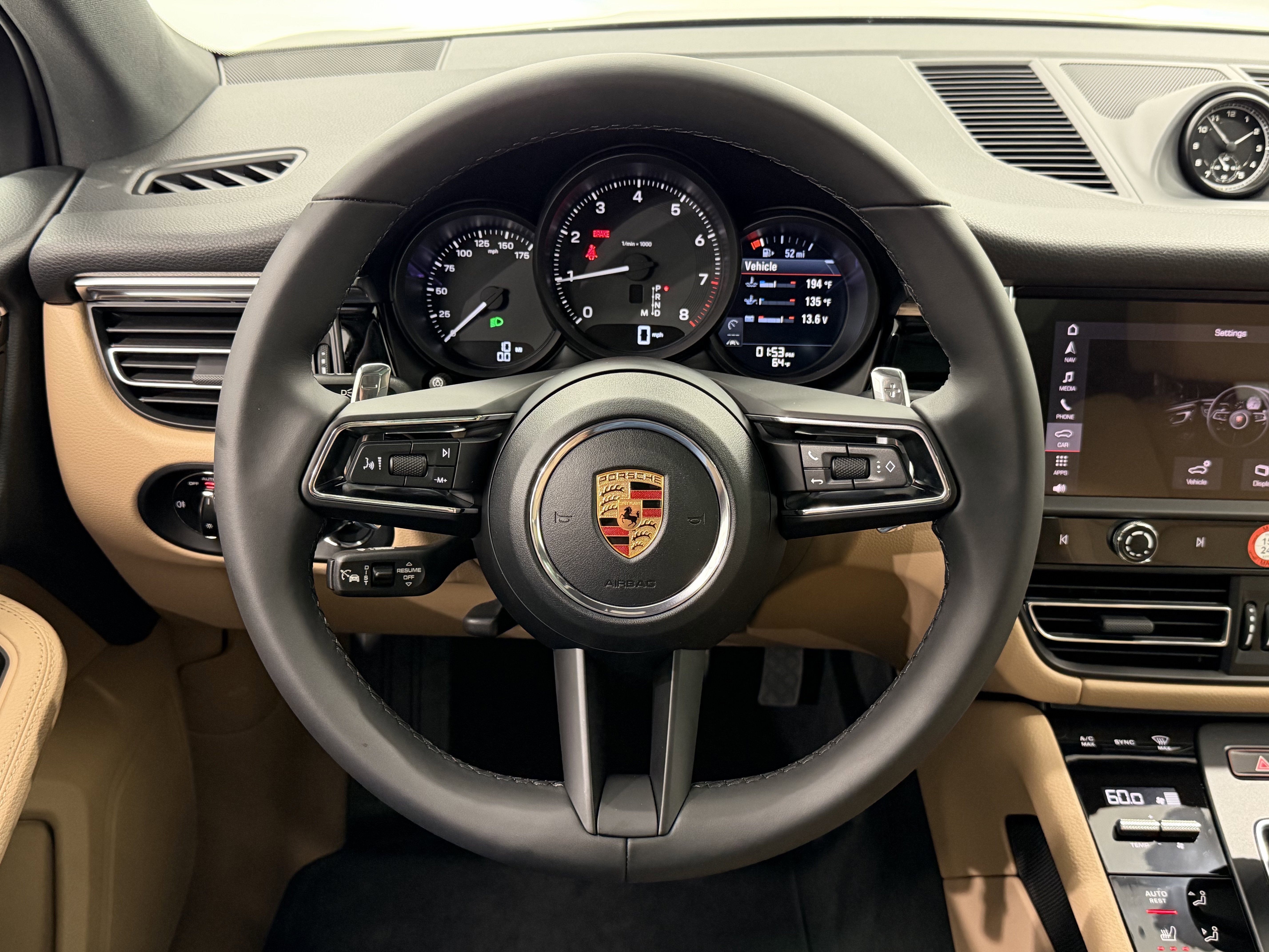 New 2026 Porsche Macan image 44