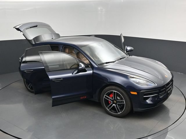 Used 2021 Porsche Macan GTS AWD/4WD image 19