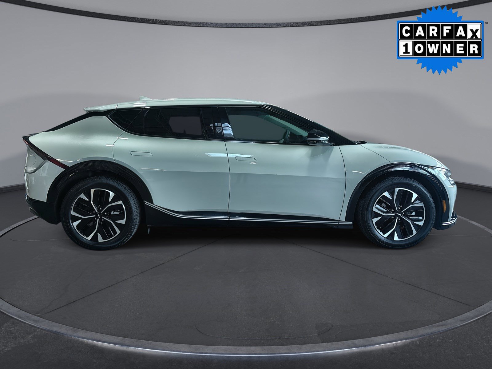 Used 2023 Kia EV6 Wind AWD/4WD image 9