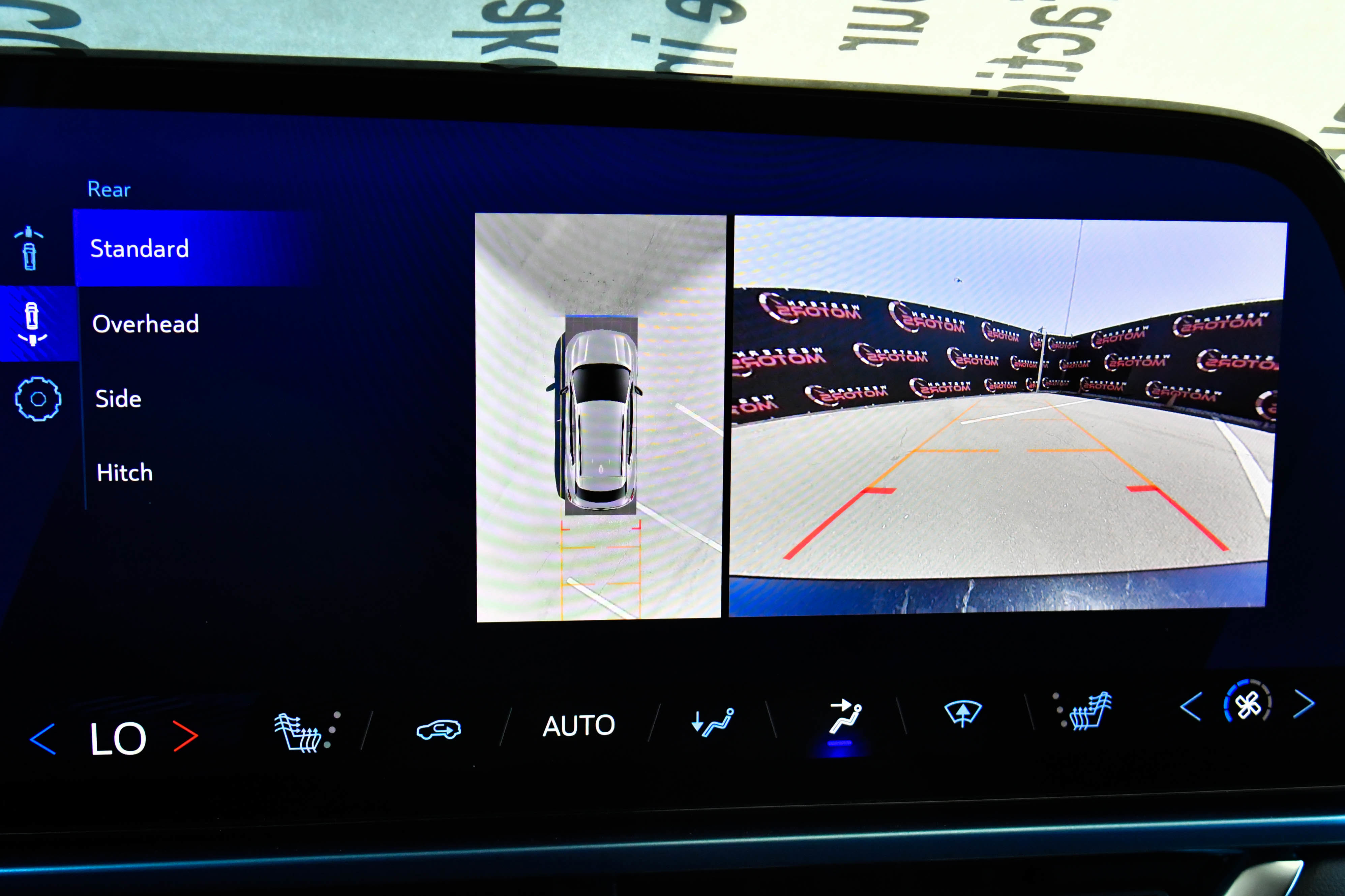 Used 2025 Chevrolet Equinox EV LT FWD image 18