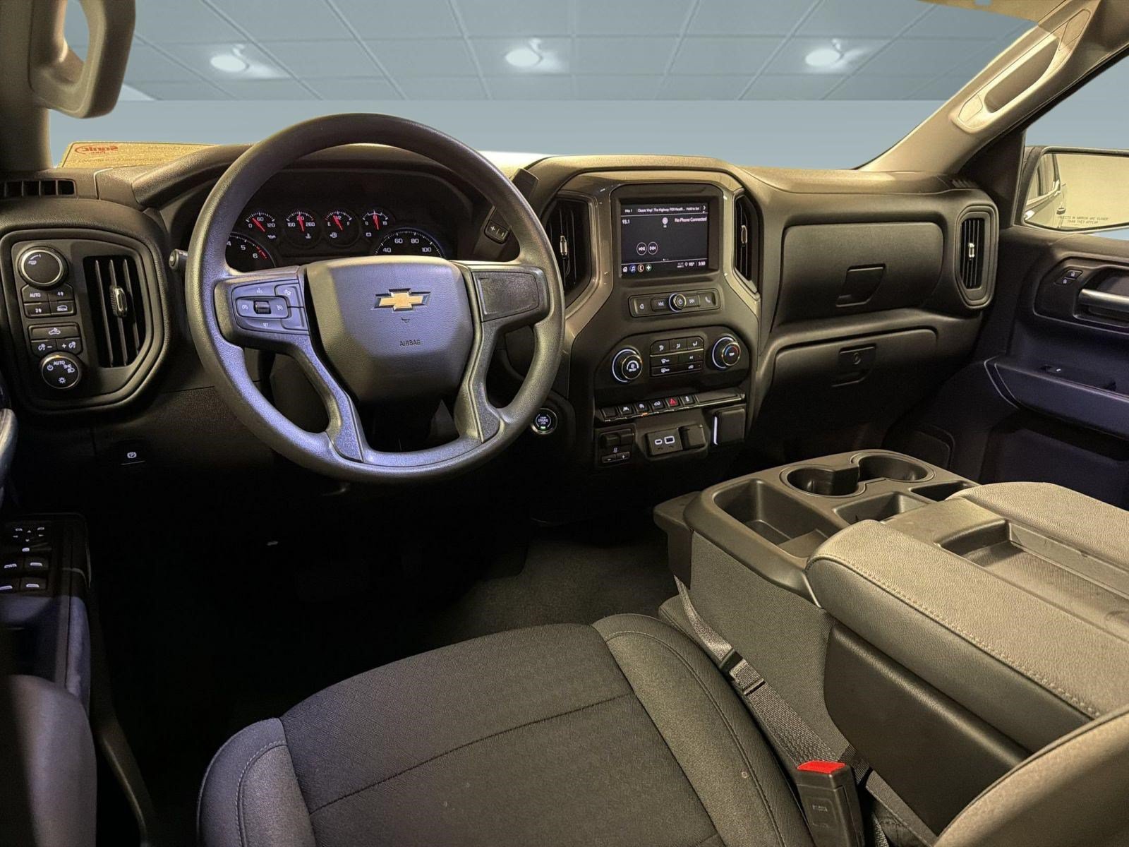 Used 2025 Chevrolet Silverado 1500 Custom AWD/4WD image 28
