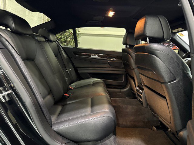 Used 2015 BMW 740Li image 42