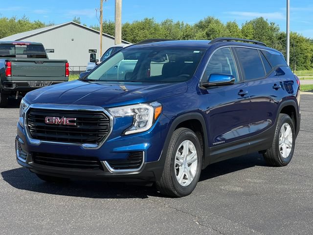 Used 2023 GMC Terrain SLE w/ Driver Convenience Package AWD/4WD image 44