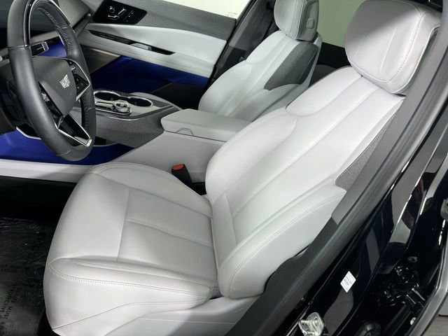 Used 2025 Cadillac Optiq Luxury 1 AWD/4WD image 20