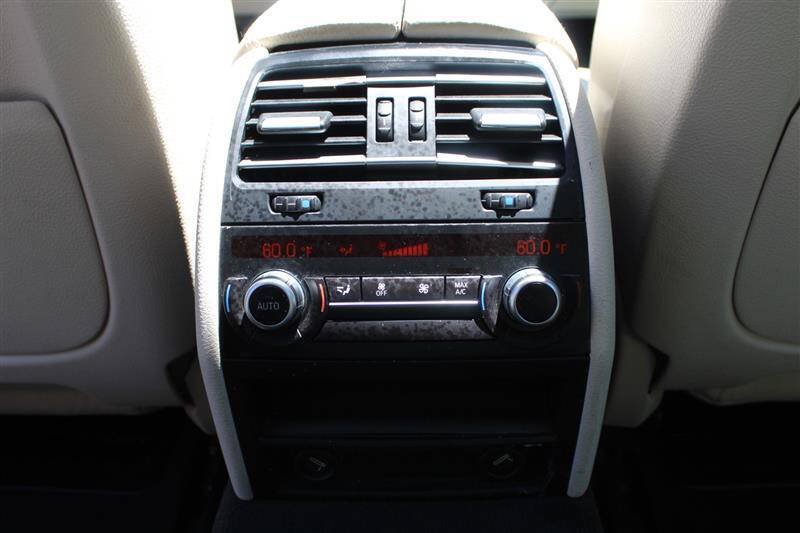Used 2015 BMW 740Li RWD image 28
