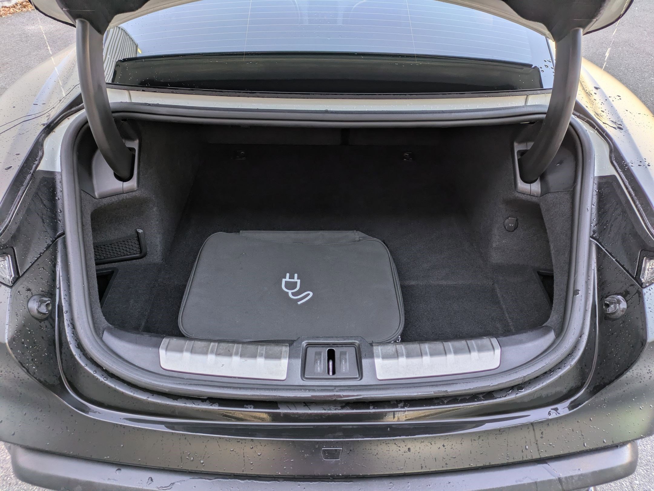 Used 2021 Porsche Taycan Turbo image 32