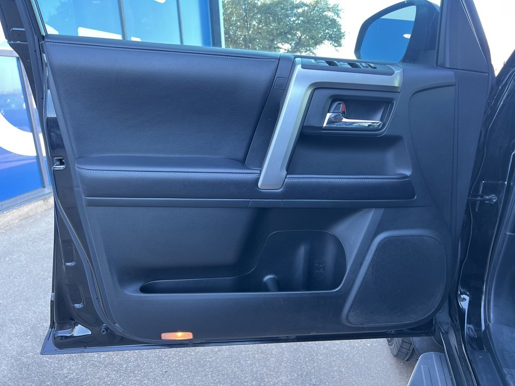 Used 2019 Toyota 4Runner SR5 Premium image 22