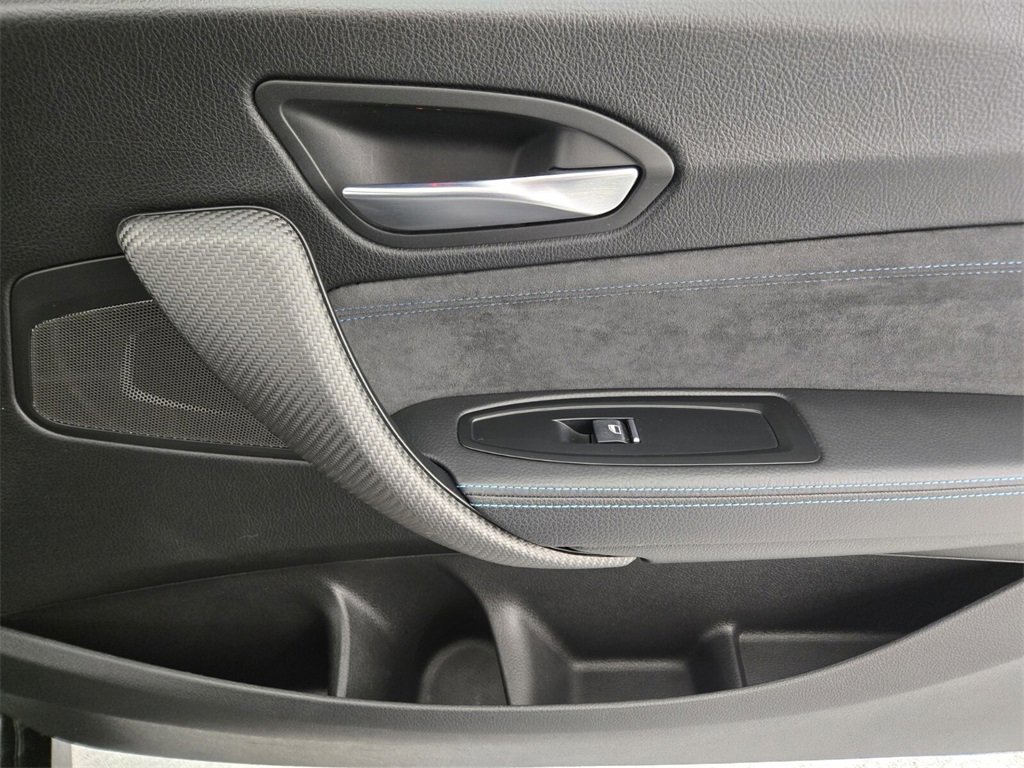 Used 2018 BMW M2 image 22