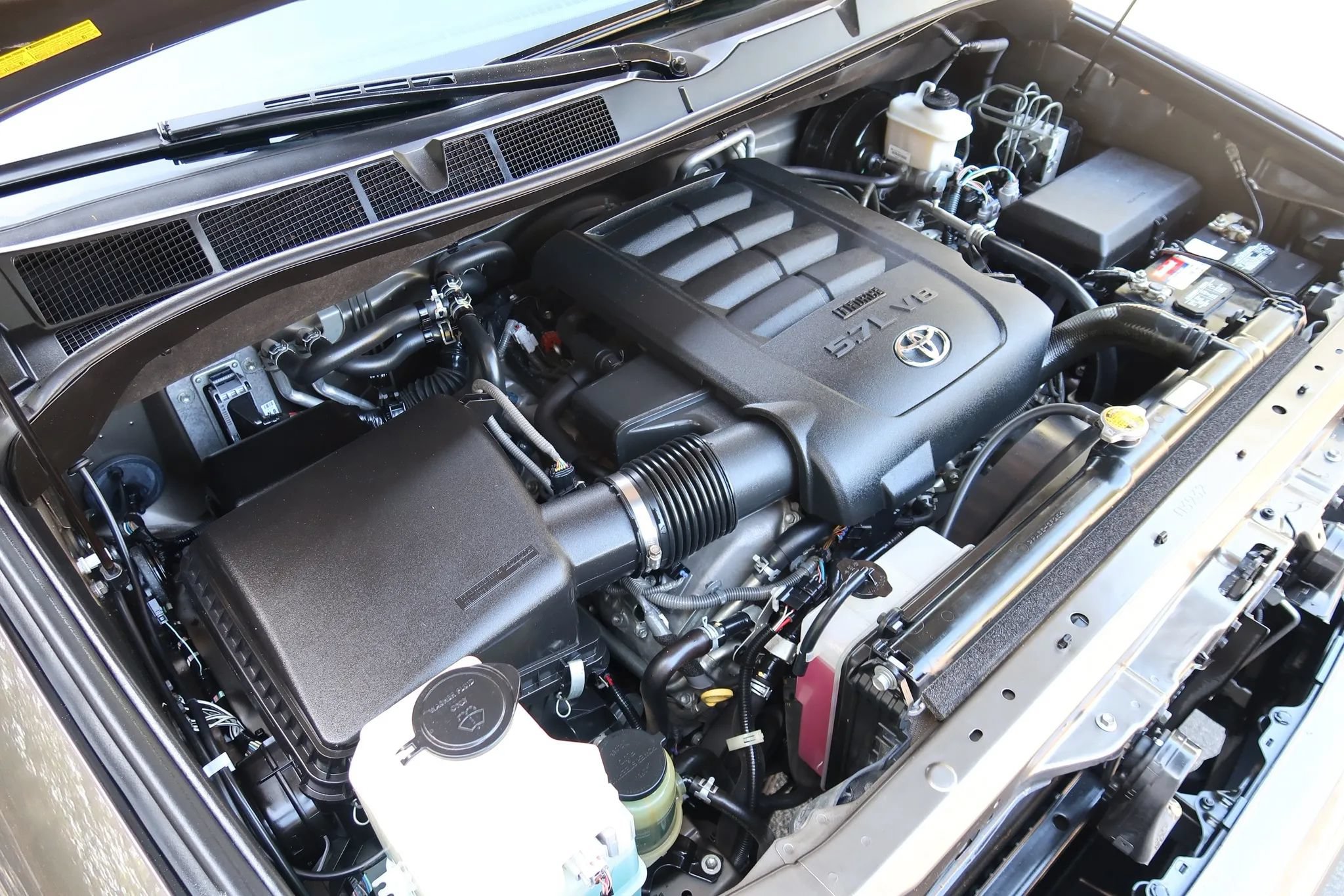 Used 2013 Toyota Sequoia Platinum RWD image 28