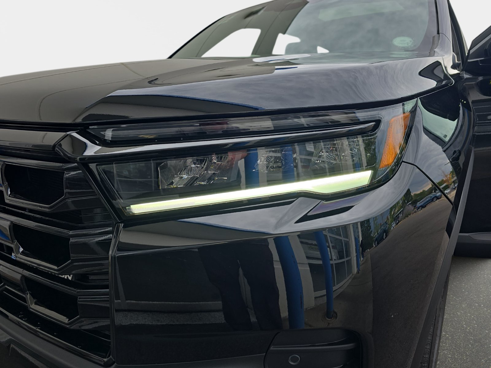 New 2026 Honda Pilot Black Edition image 31