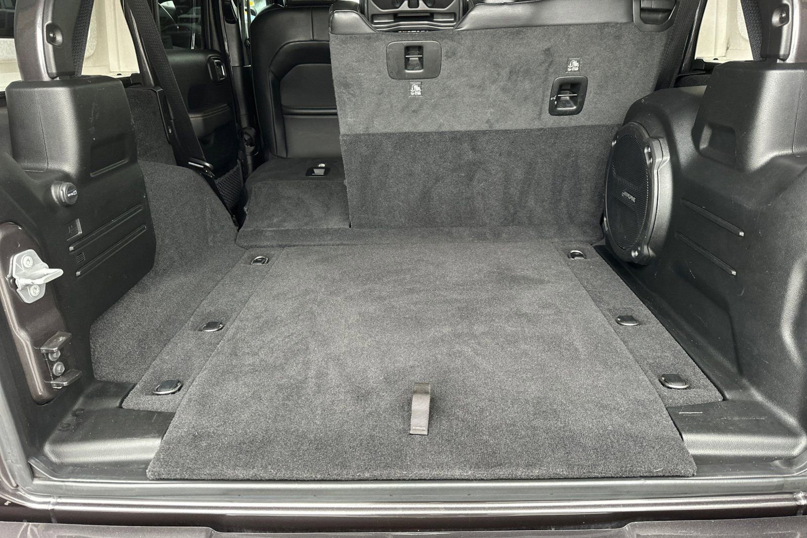 Used 2021 Jeep Wrangler Unlimited Sahara image 18