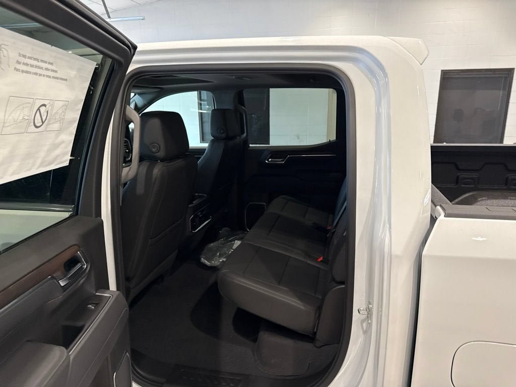 New 2026 GMC Sierra 1500 SLT w/ SLT Premium Plus Package AWD/4WD image 18