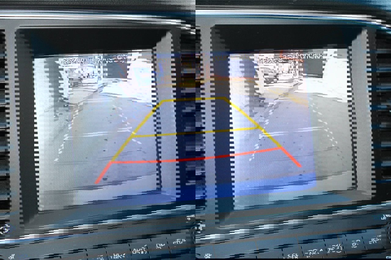 Used 2017 Hyundai Elantra SE image 7