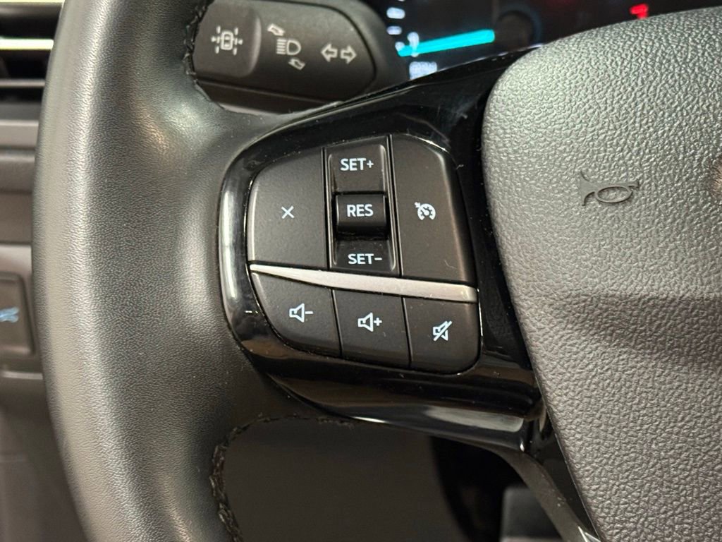 Used 2022 Ford Escape SEL w/ Equipment Group 302A image 36