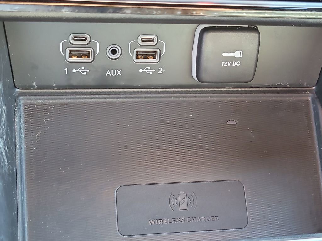 Used 2024 Jeep Grand Cherokee L Laredo RWD image 25