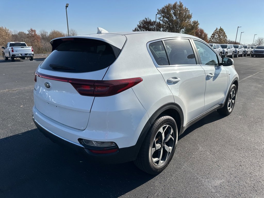 Used 2022 Kia Sportage LX image 7