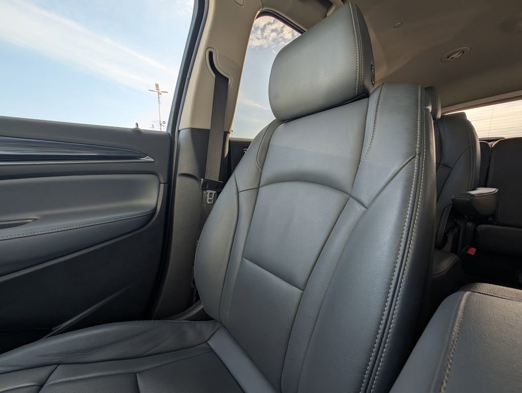 Used 2021 Buick Enclave Essence w/ Sound and Sites Package image 13