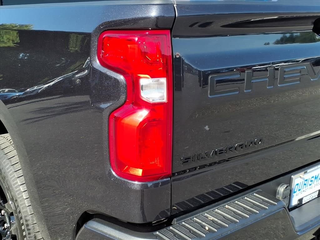 Certified 2023 Chevrolet Silverado 1500 RST w/ Z71 Off-Road Package AWD/4WD image 7