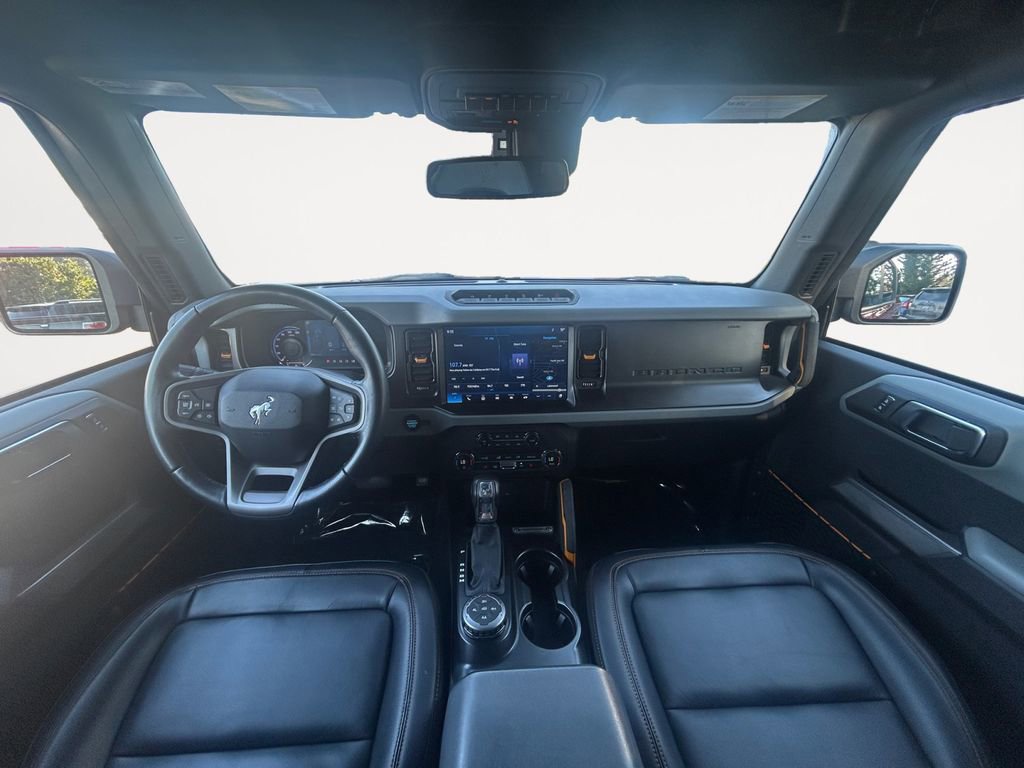Used 2023 Ford Bronco Badlands w/ Sasquatch Package image 13