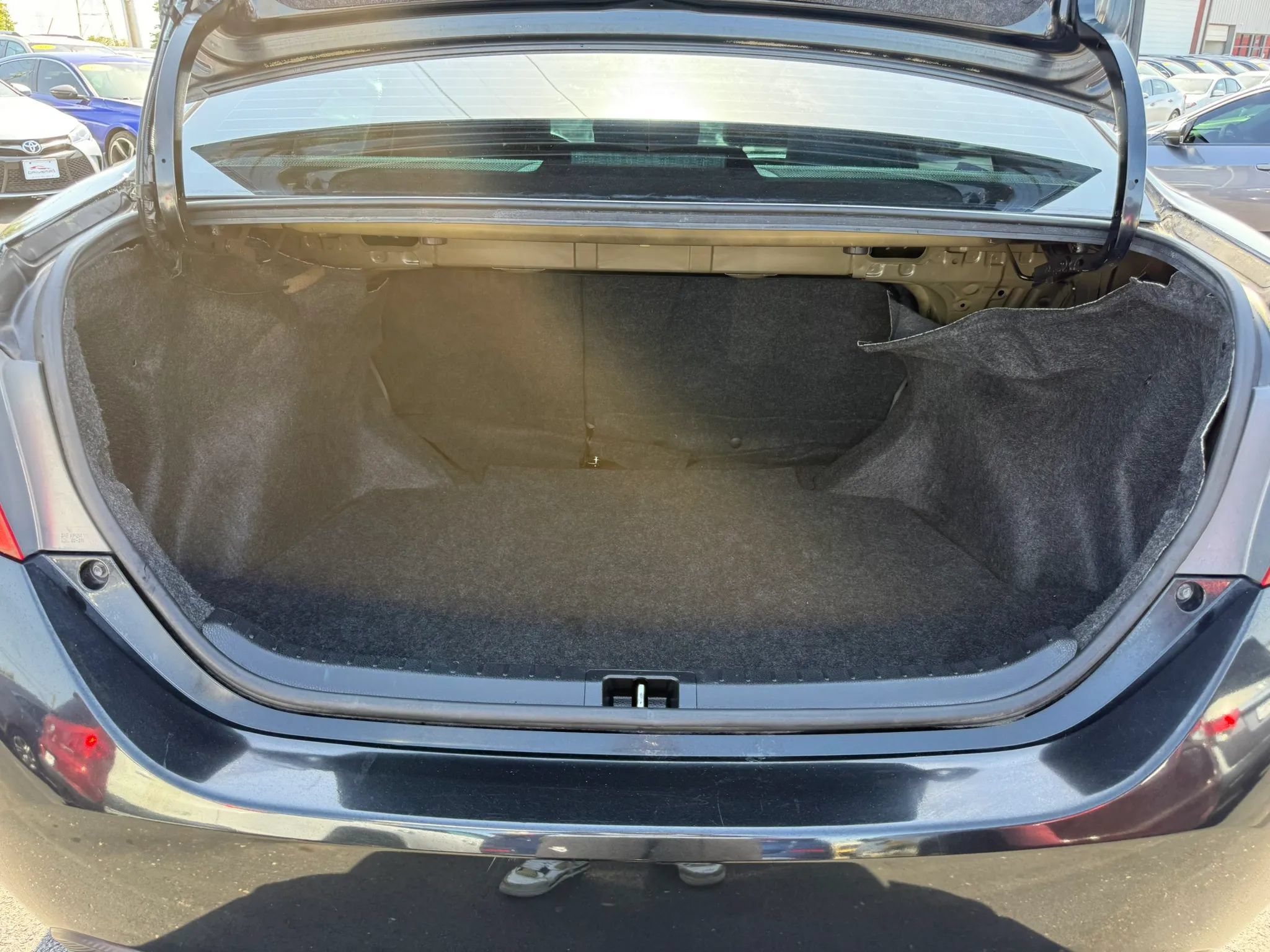 Used 2016 Toyota Corolla LE FWD image 30