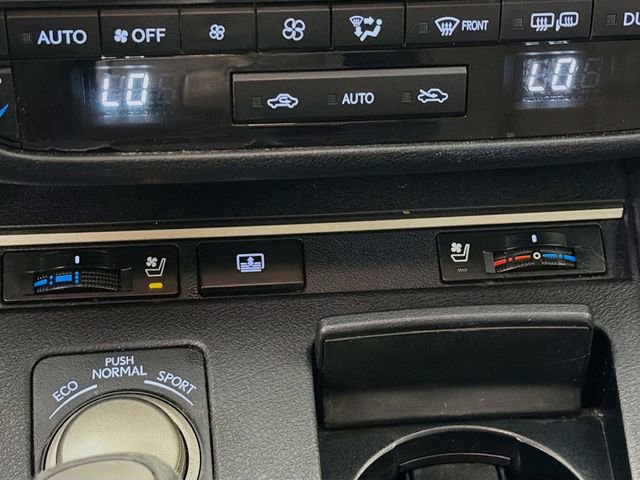 Used 2016 Lexus ES 350 w/ Luxury Package w/Wood Trim FWD image 25