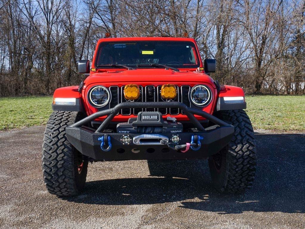 Used 2024 Jeep Wrangler Unlimited Rubicon AWD/4WD image 8