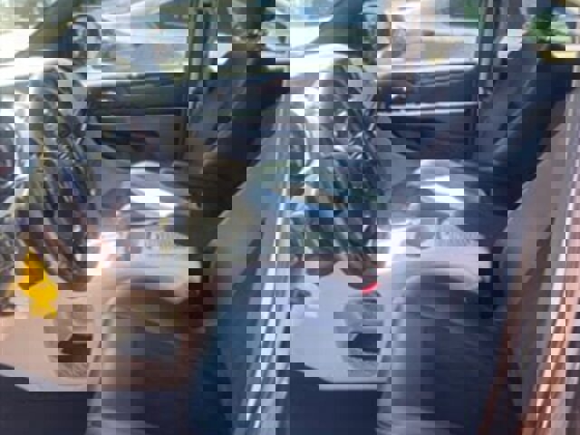 Used 2018 Dodge Grand Caravan SXT image 9