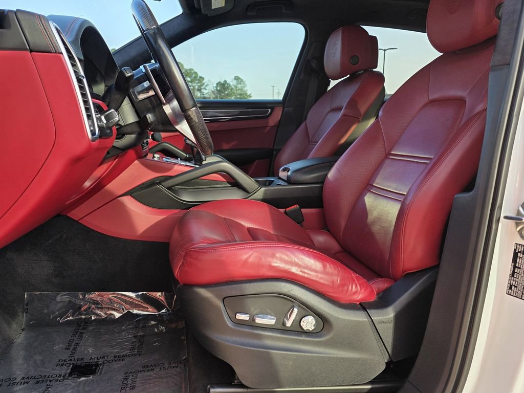 Used 2021 Porsche Cayenne GTS image 18