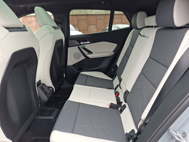 New 2026 BMW X2 xDrive28i w/ Technology Package image 5