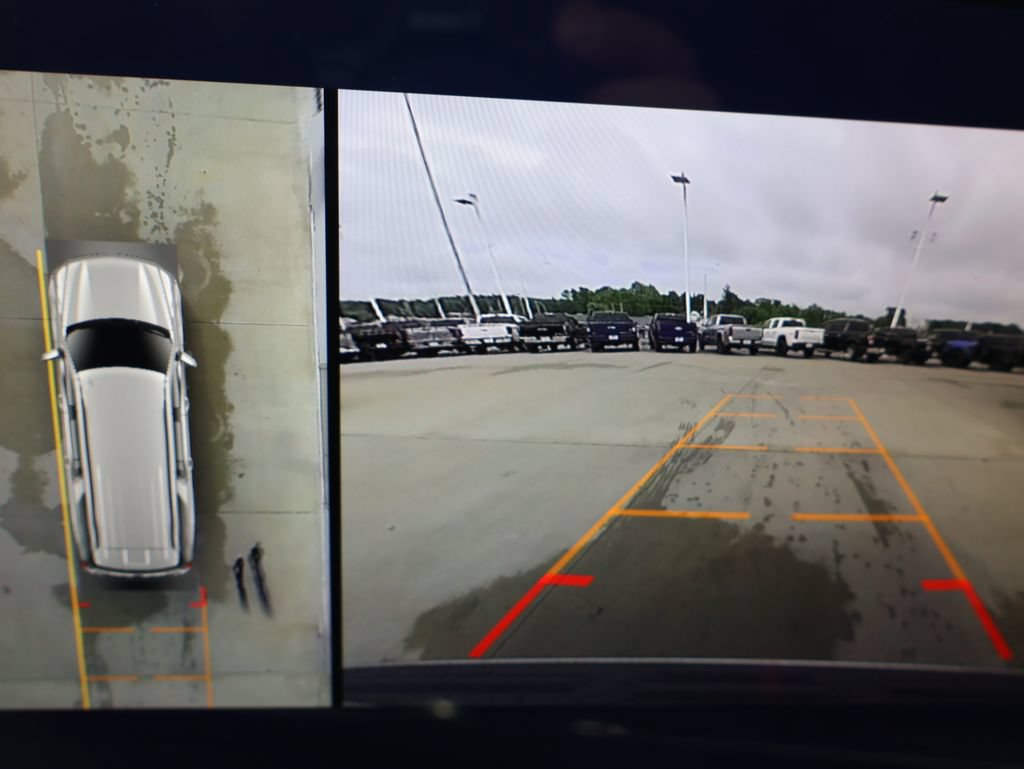 New 2026 Chevrolet Suburban High Country AWD/4WD image 24