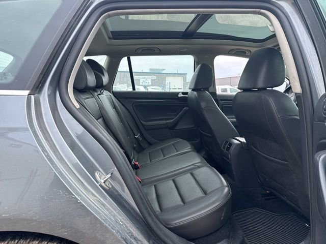 Used 2014 Volkswagen Jetta TDI FWD image 11