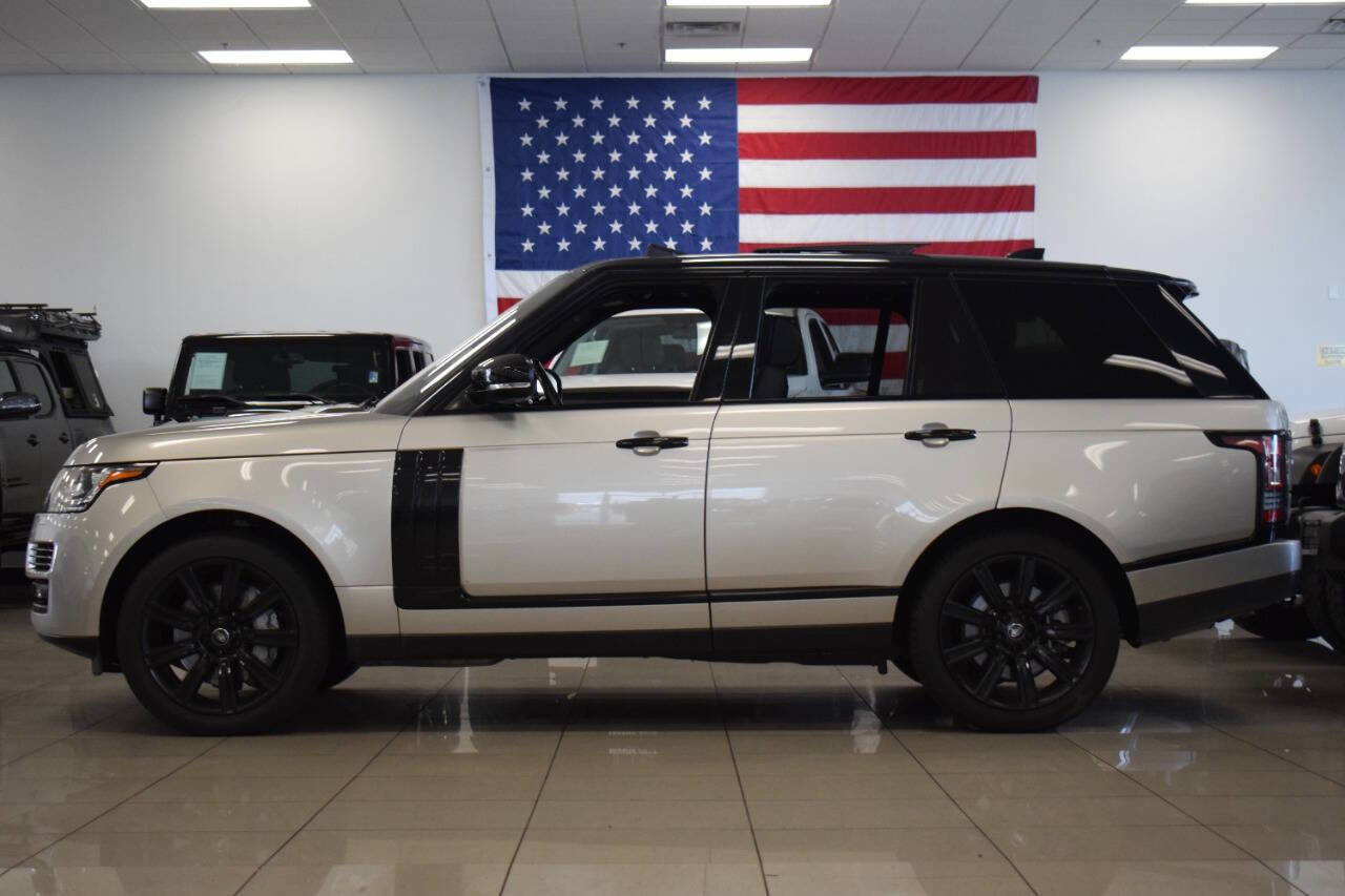 Used 2017 Land Rover Range Rover Supercharged image 16