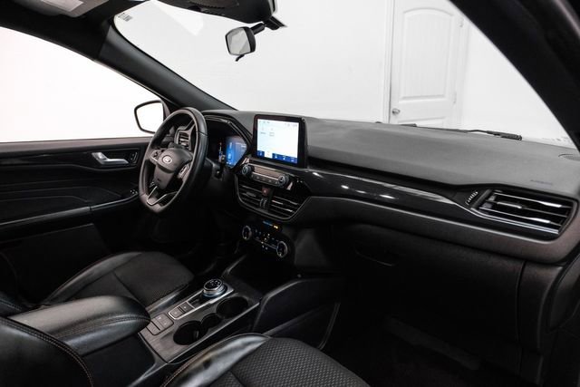 Used 2023 Ford Escape ST-Line image 10