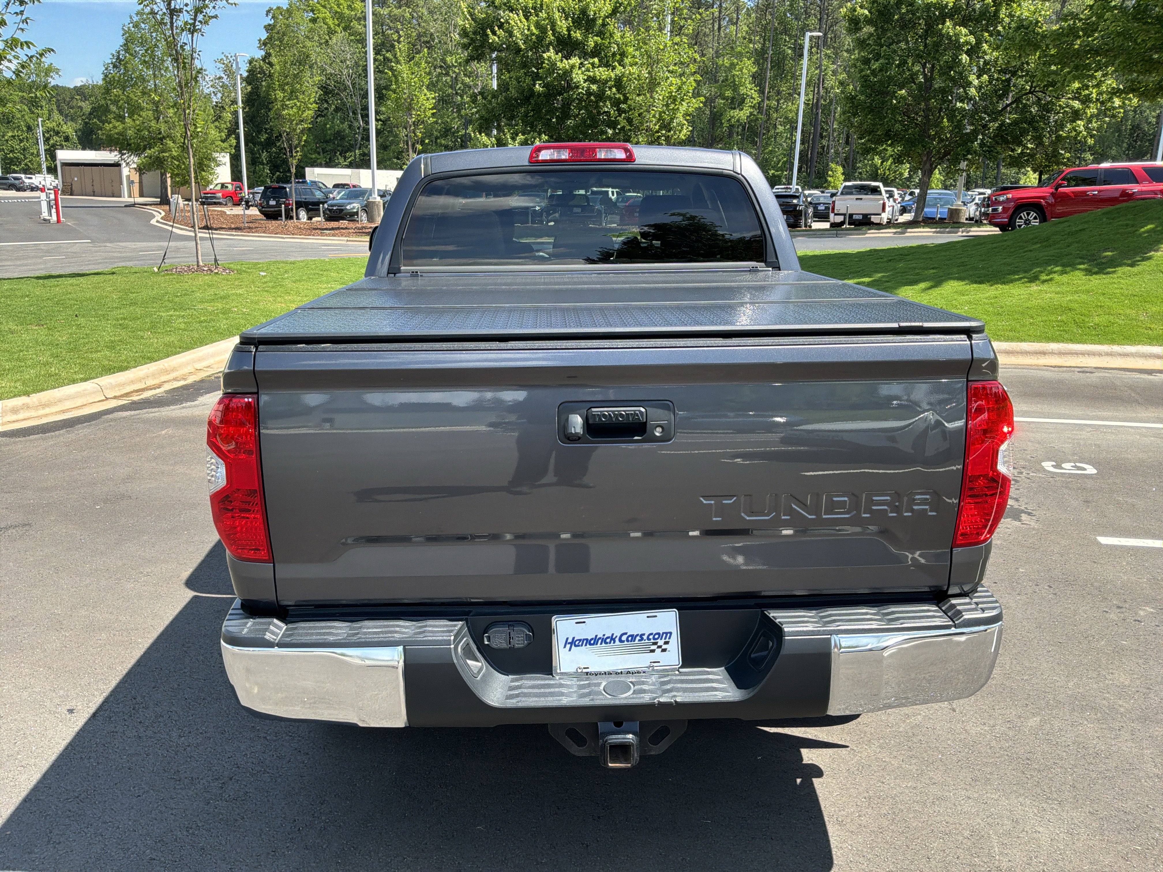 Used 2017 Toyota Tundra SR5 w/ TRD Off Road Package AWD/4WD image 9