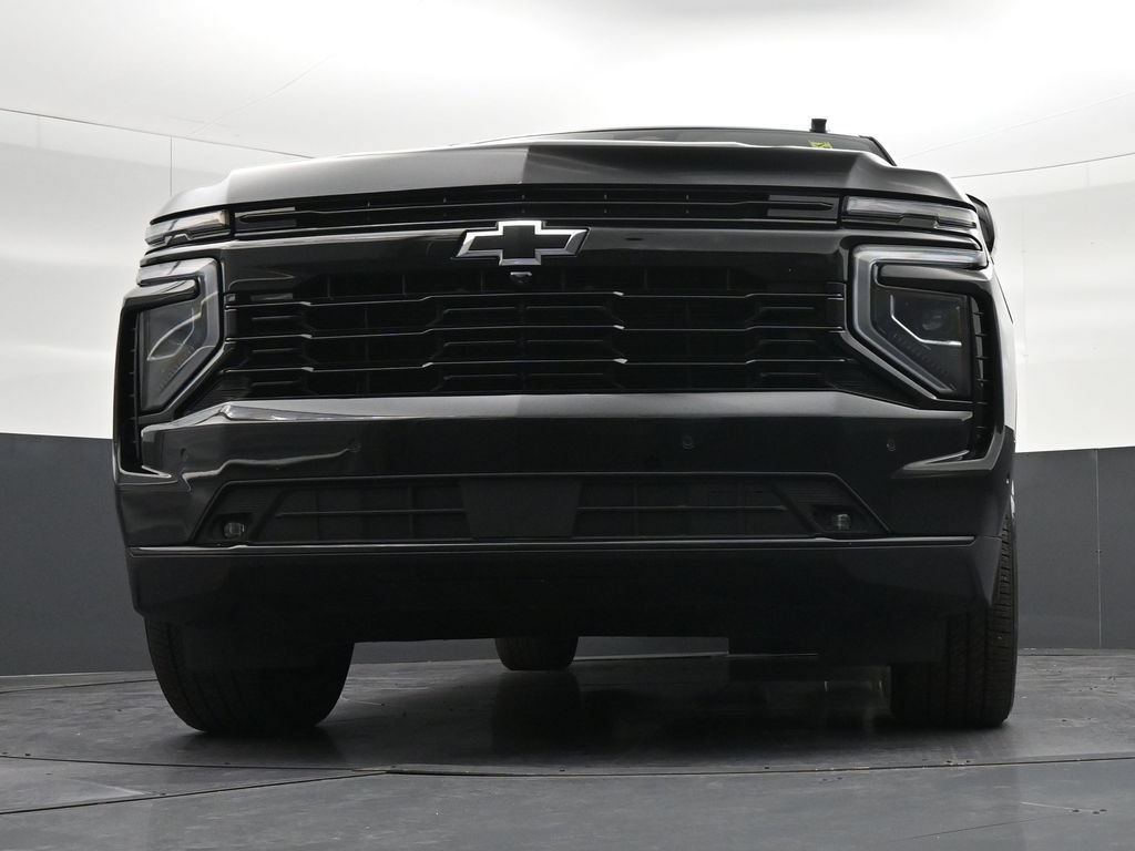 Used 2025 Chevrolet Suburban RST w/ Comfort Package RWD image 26