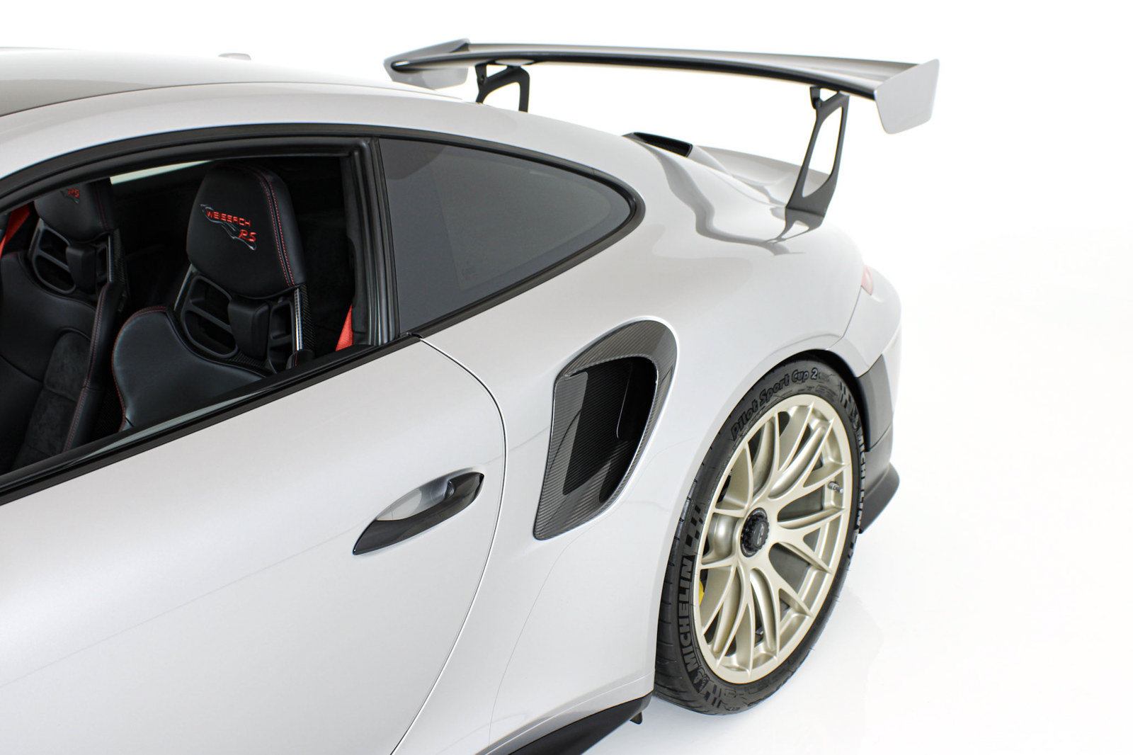 Used 2018 Porsche 911 GT2 RS RWD image 16