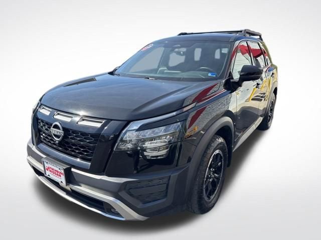 Used 2024 Nissan Pathfinder Rock Creek AWD/4WD image 2