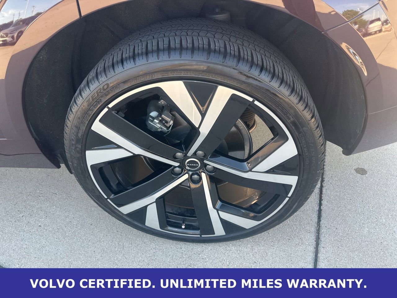 Certified 2026 Volvo XC60 B5 Ultra w/ Protection Package Premier AWD/4WD image 15