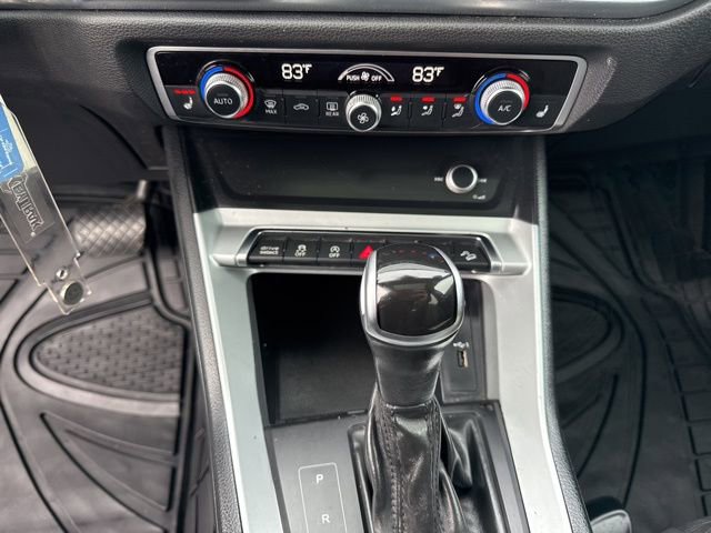 Used 2020 Audi Q3 2.0T Premium image 18