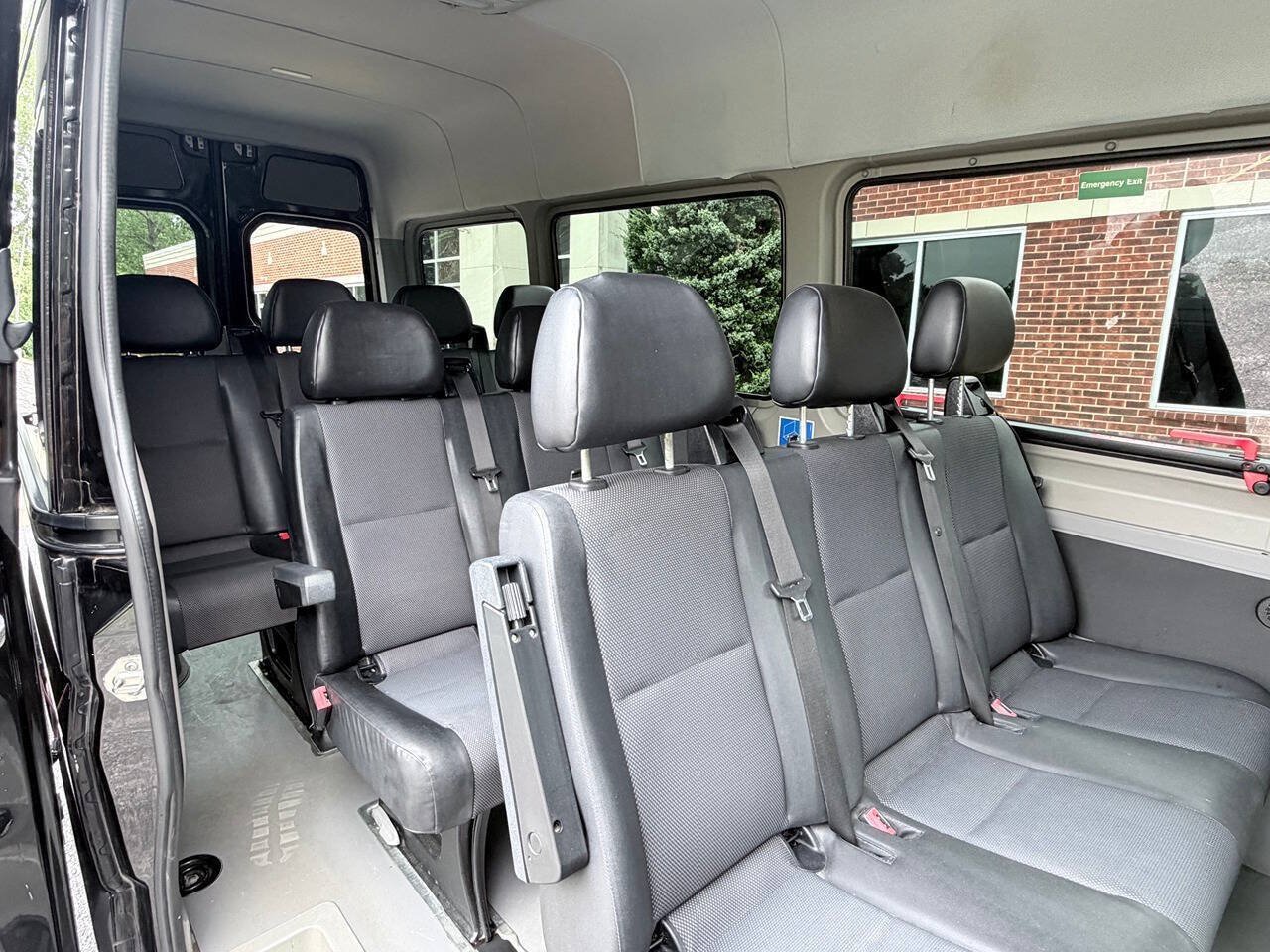 Used 2014 Mercedes-Benz Sprinter 2500 image 13