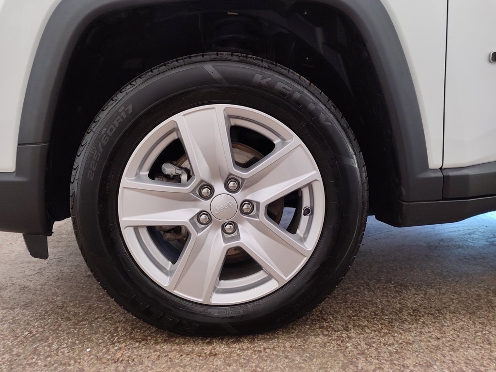 Used 2022 Jeep Compass Latitude AWD/4WD image 25