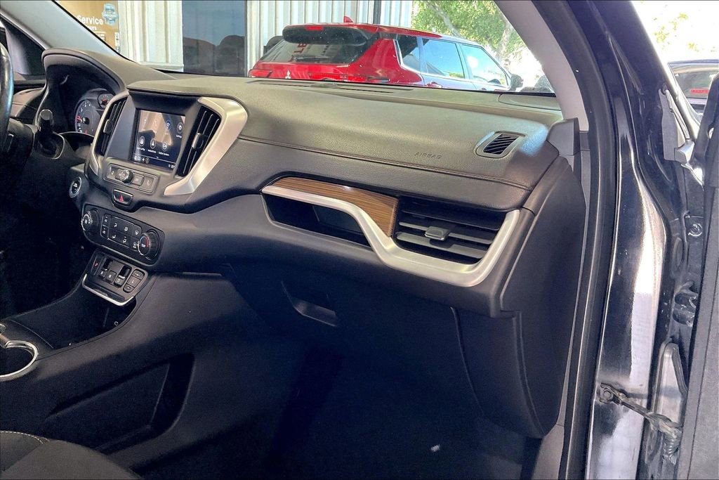 Used 2018 GMC Terrain SLE FWD image 22