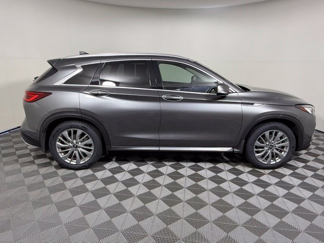 Used 2024 INFINITI QX50 Luxe FWD image 7